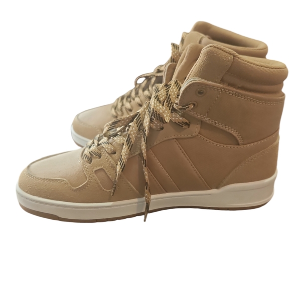 LEVI'S STRAUSS SAN FRANCISCO. ORIGINAL RIVETED QUALITY CLOTHING SNEAKER SIZE 8.5 - Picture 10 of 13